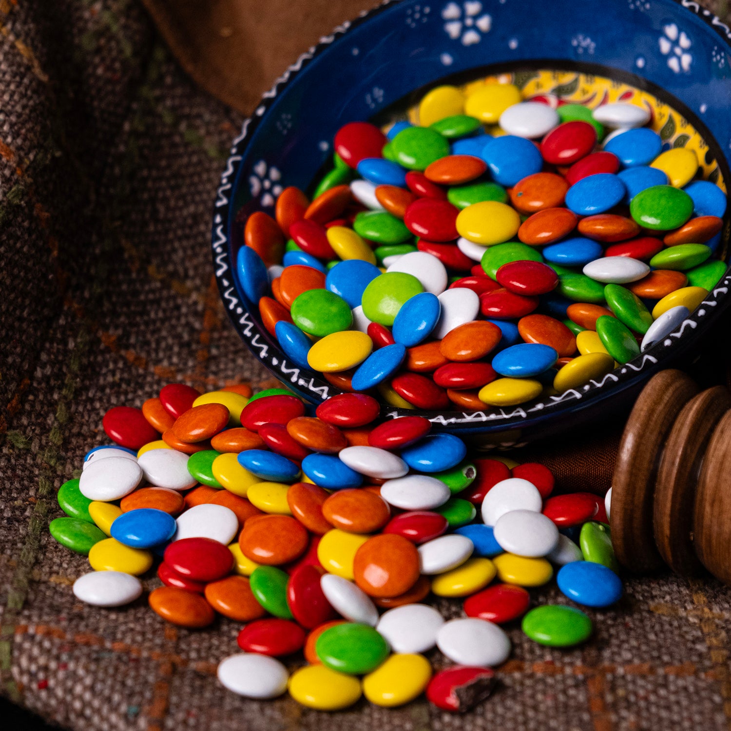 Renkli şeker kaplı çikolata drajeler – bonibon draje şekerleme