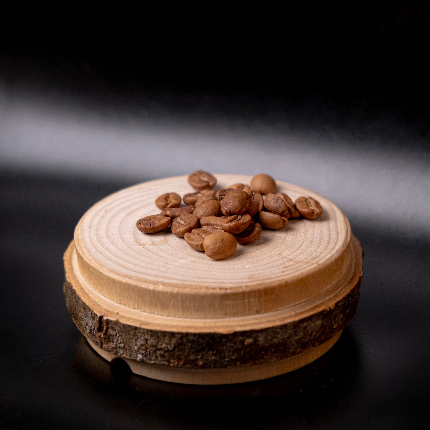 Kavrulmuş doğal kahve çekirdekleri – taze ve yoğun aromalı kahve için ideal