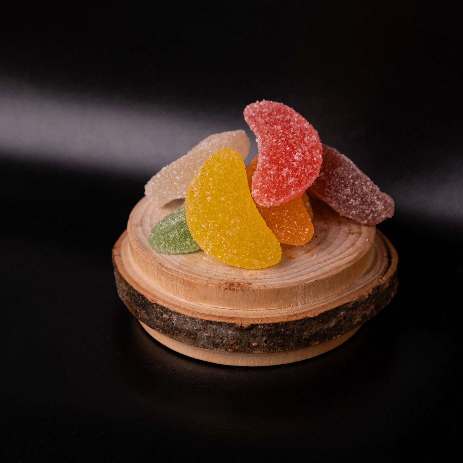 Mandalina dilim jelibon – mandalina şeklinde, meyve aromalı, turuncu renkli yumuşak jelibon şekerleme