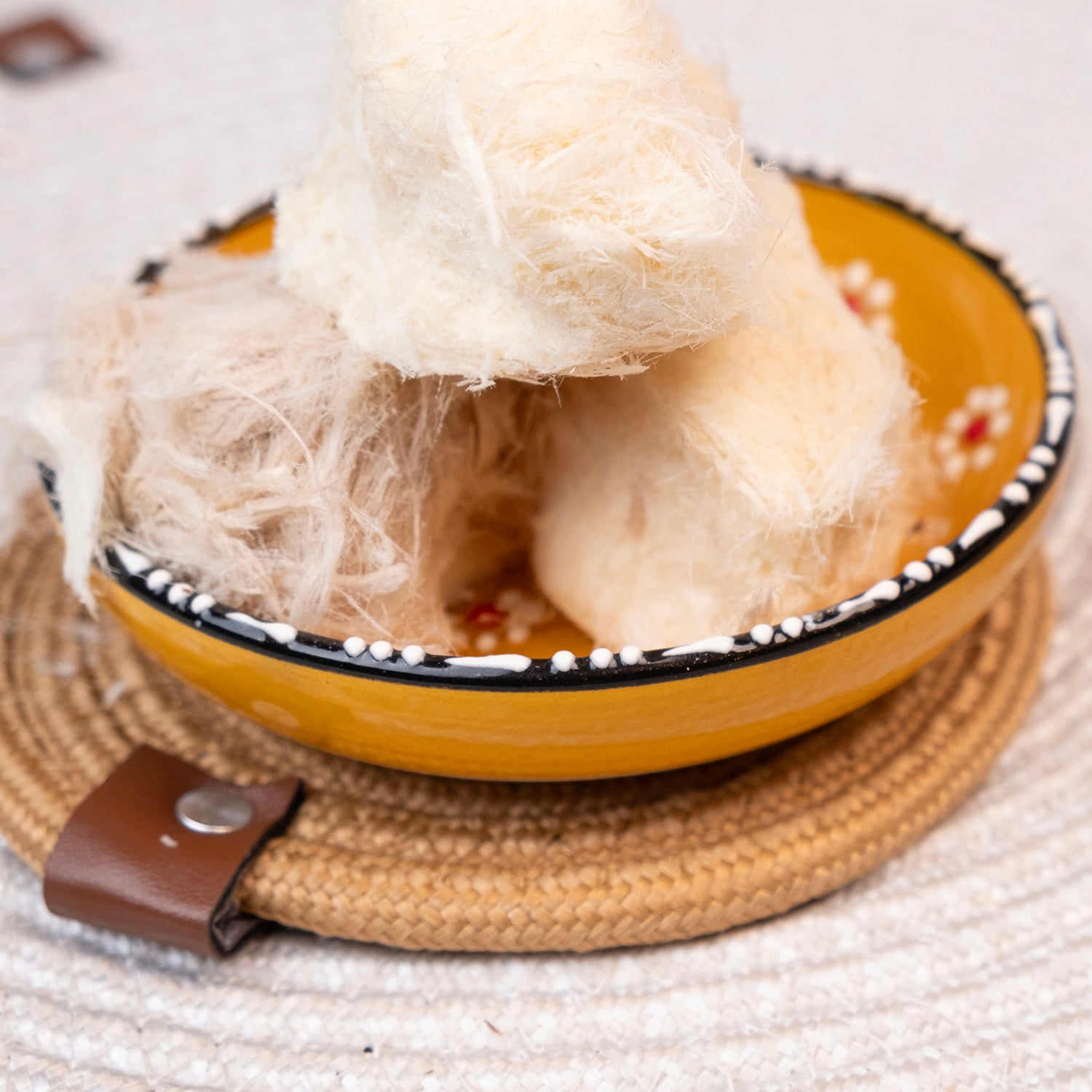 Sade ve kakaolu karışık pişmaniye – lif lif yapıda, geleneksel pamuk tatlısı