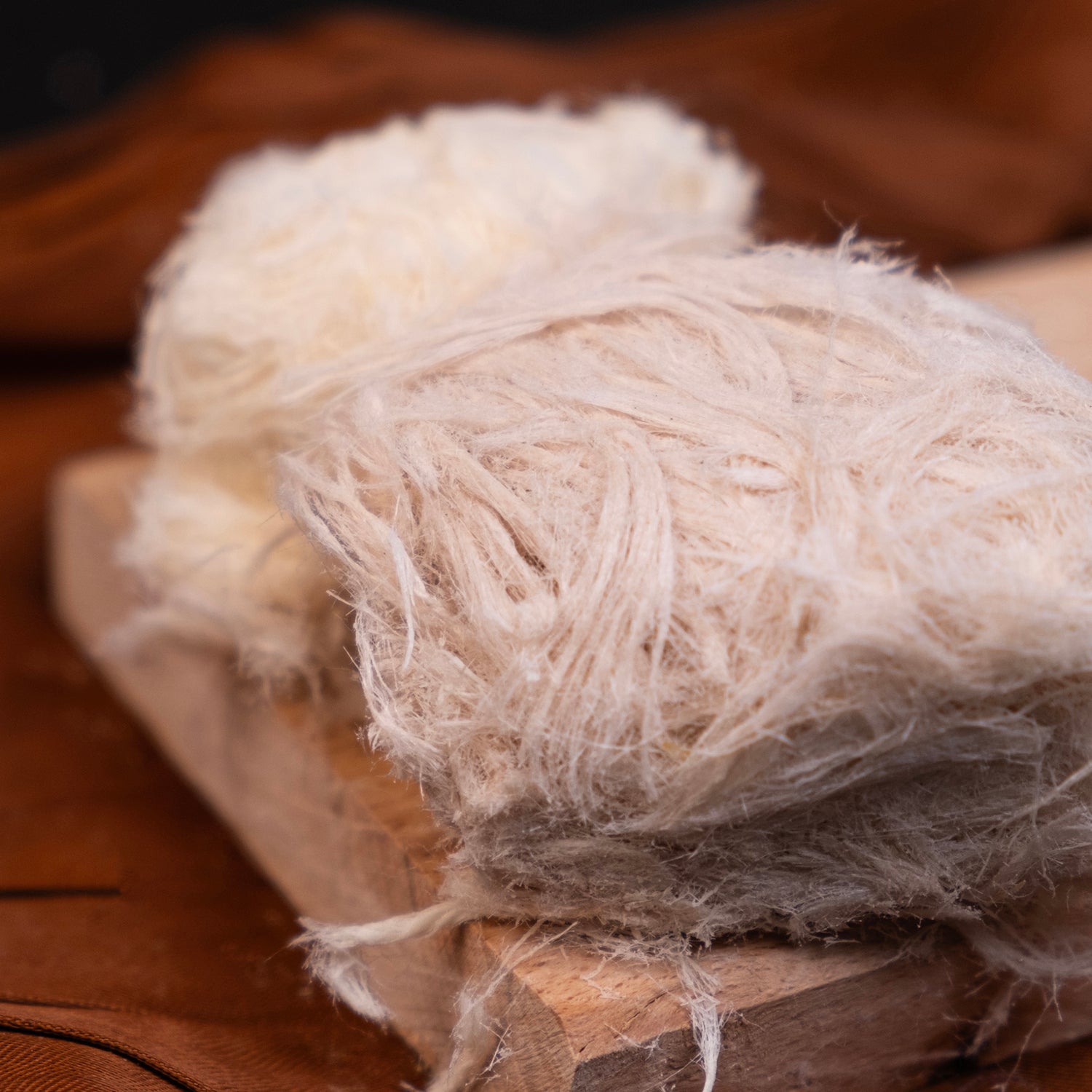 Sade ve kakaolu karışık pişmaniye – lif lif yapıda, geleneksel pamuk tatlısı