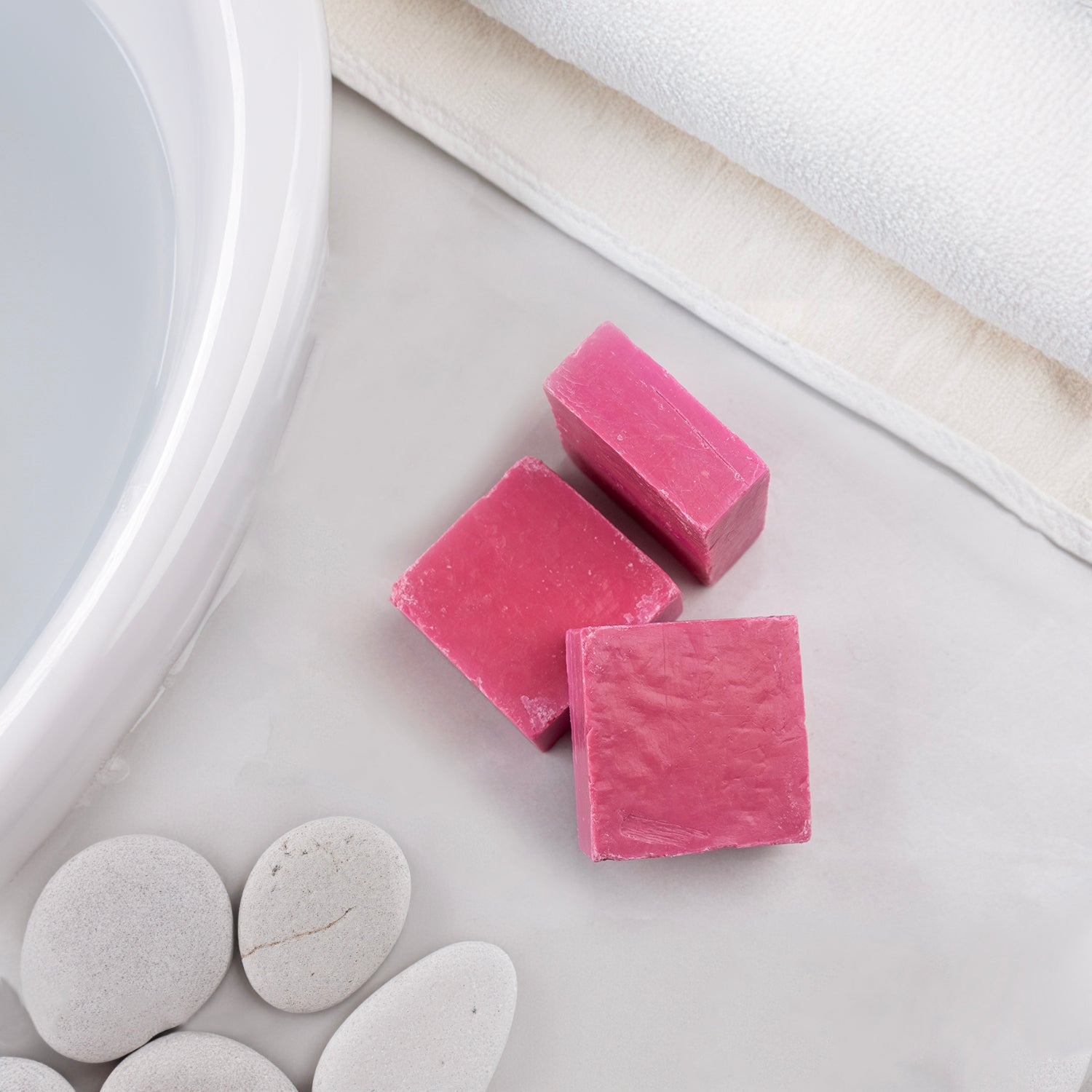 Yılan otu özlü doğal sabun – saç dökülmesine karşı etkili, kepek önleyici ve saç kökü güçlendirici bitkisel sabun