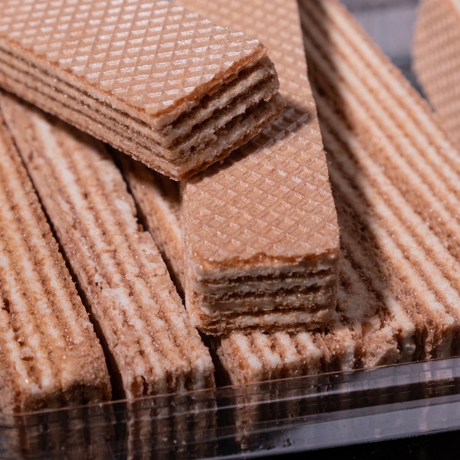 İnce katmanlı kakaolu nostalji gofret – katkısız, klasik ve çocukluk lezzeti atıştırmalık