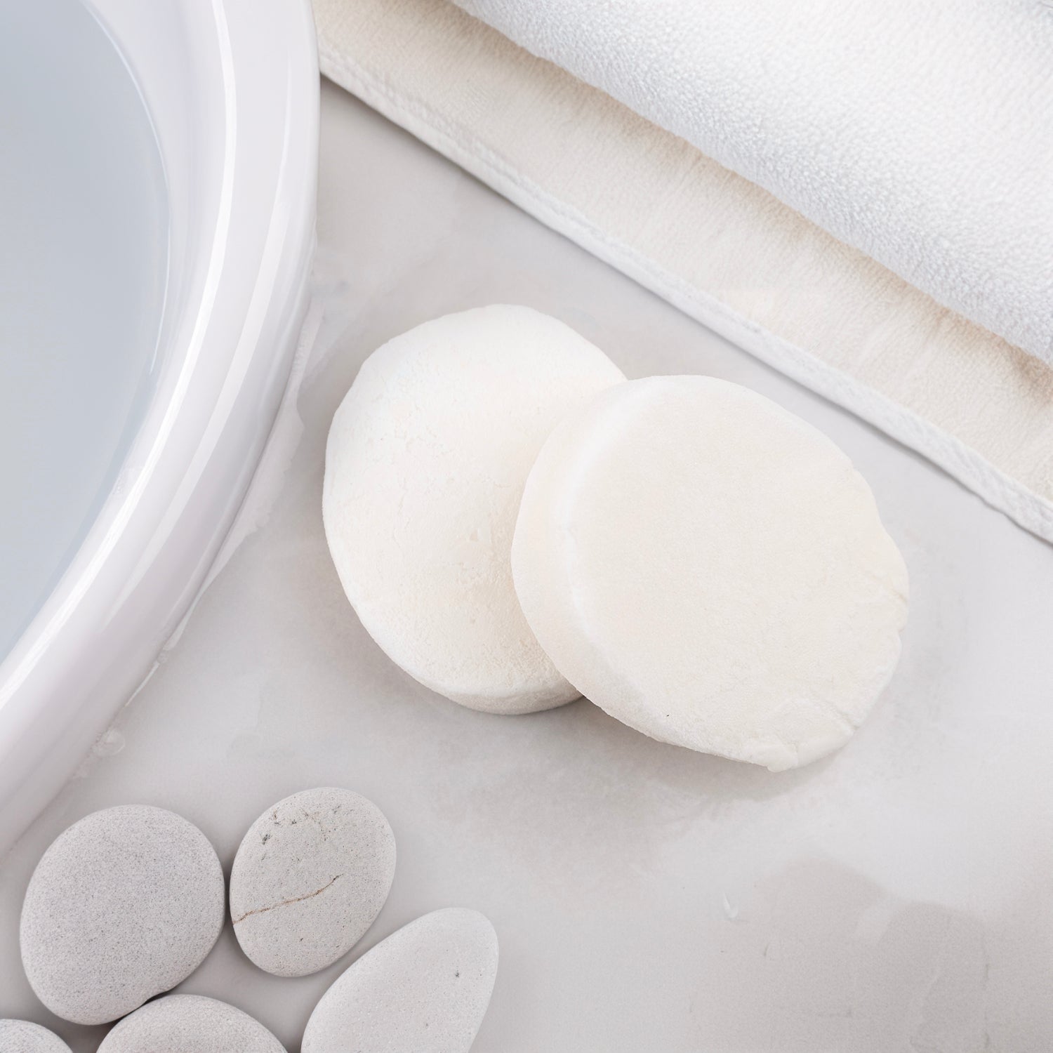 Keçi sütü ve doğal sünger içeren sabun – nemlendirici, yumuşatıcı ve kuru ciltler için besleyici doğal bakım ürünü