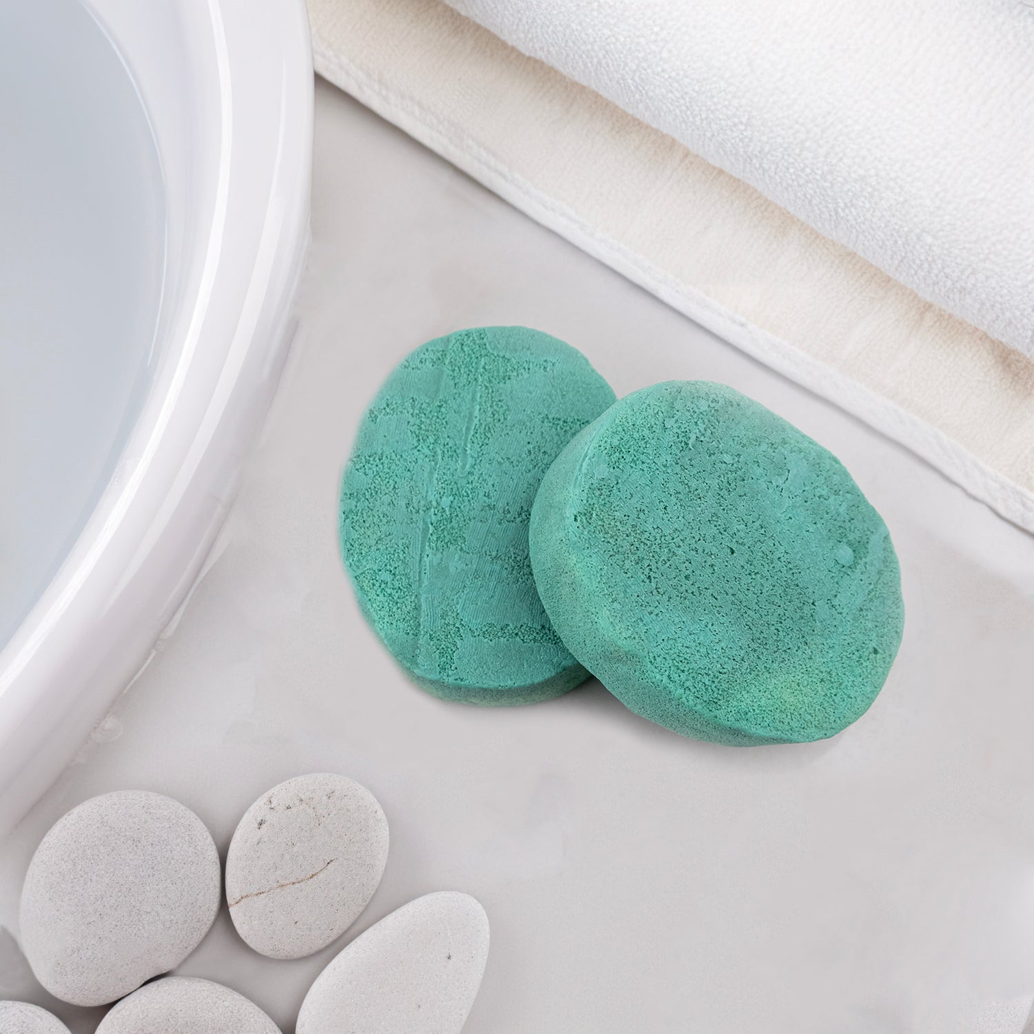 Yosun özü ve doğal sünger içeren sabun – gözenek arındırıcı, sıkılaştırıcı ve deniz mineralli bitkisel bakım ürünü