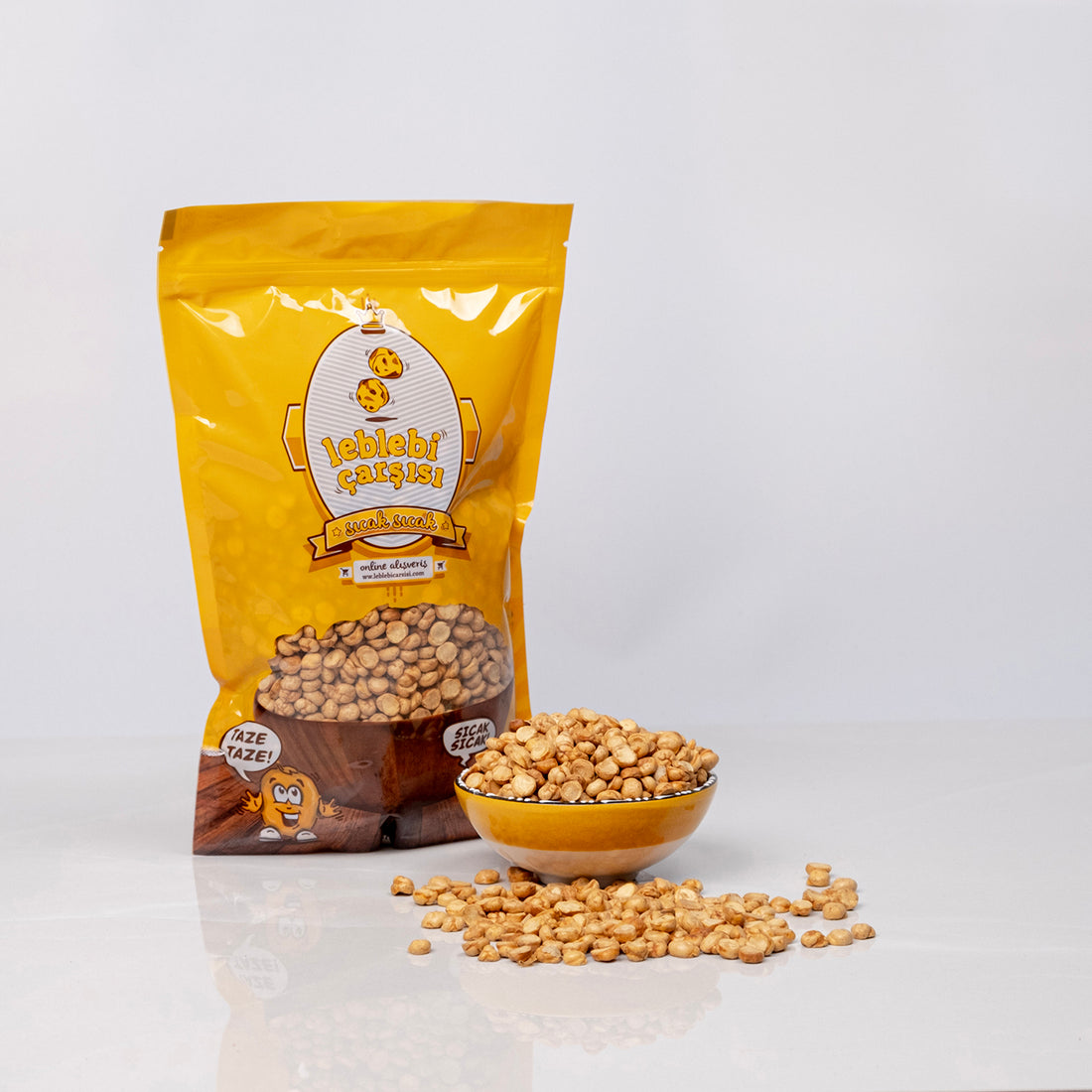 Kırık leblebi kuruyemiş