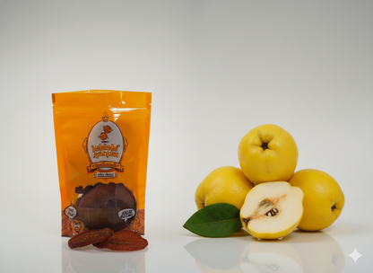 Katkısız ve şekersiz olarak kurutulmuş ayva dilimleri, doğal rengi ve hafif kıtırlığıyla sağlıklı bir atıştırmalık sunuyor.