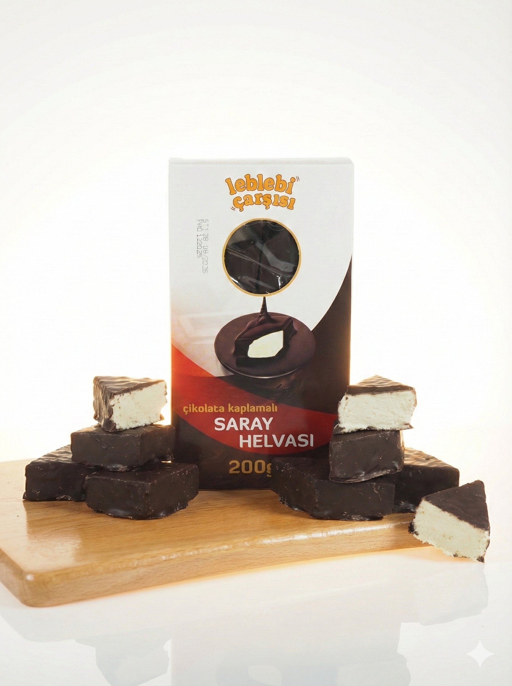 Çikolata Kaplı Saray Helvası – Sütlü çikolata ile kaplanmış, geleneksel ağızda dağılan helva tatlısı