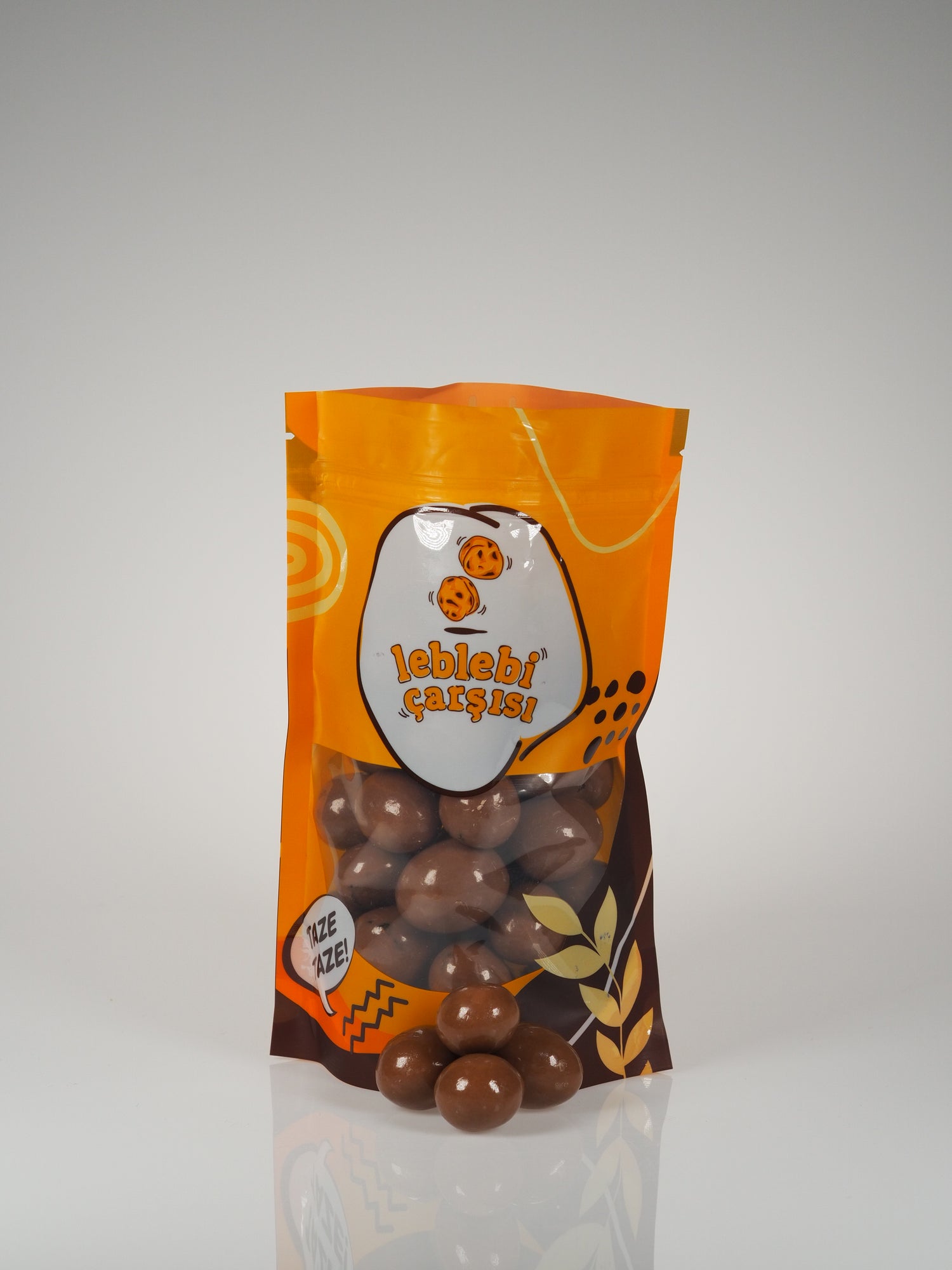 Sütlü çikolata kaplı doğal hurmalar – yumuşak dokulu, tatlı ve sağlıklı atıştırmalık