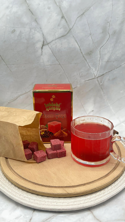 Küp formda hazırlanmış atom çayı – sıcak suda çözünen aromatik bitki çayı