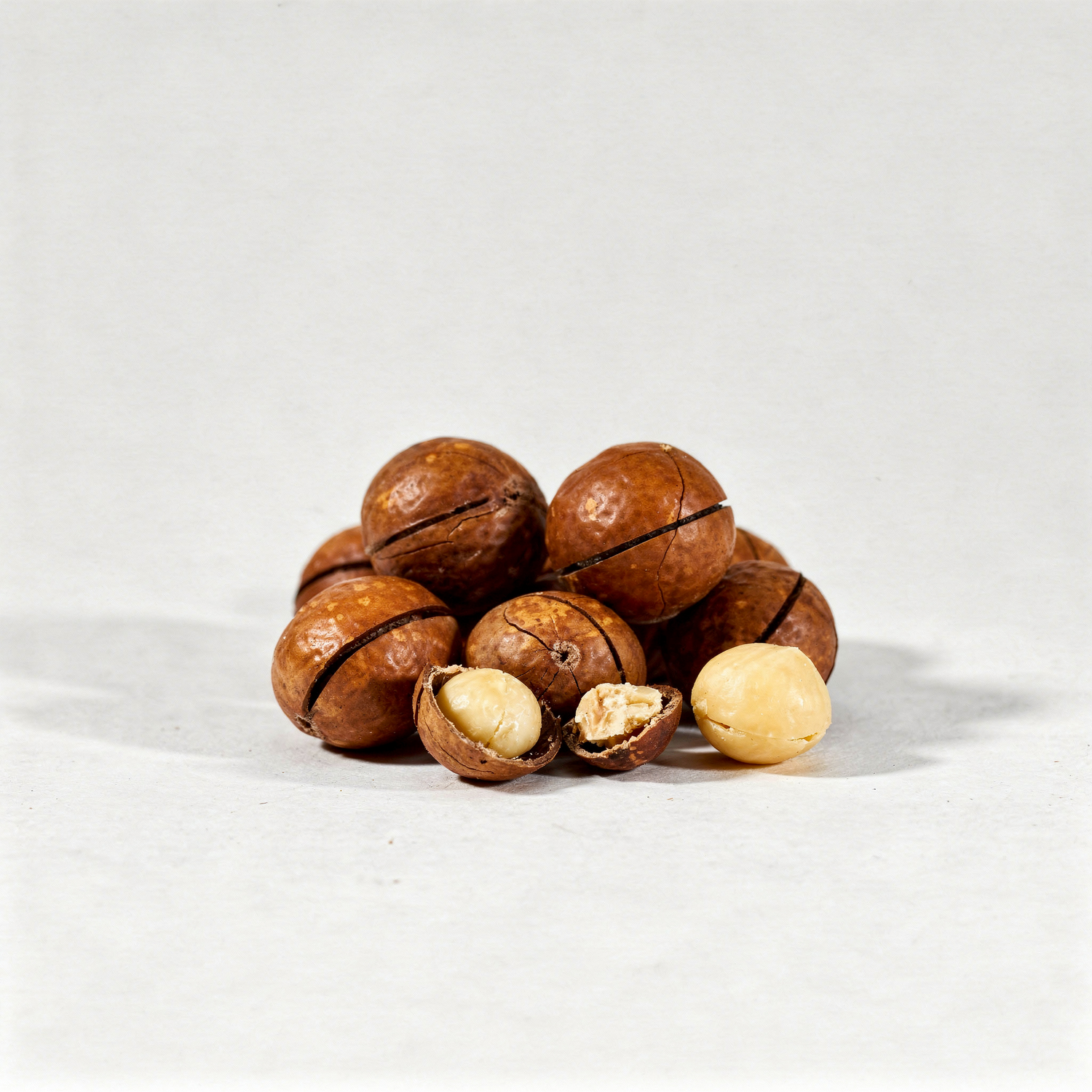 Vanilya aromalı kavrulmuş kabuklu makademya fındıkları – premium gurme kuruyemiş