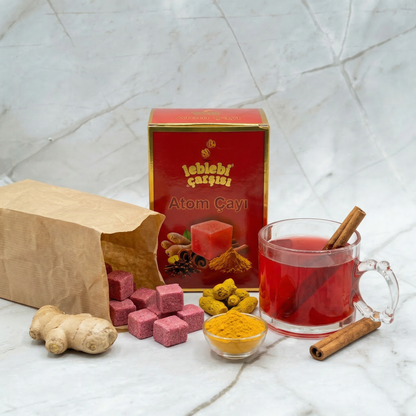 Küp formda hazırlanmış atom çayı – sıcak suda çözünen aromatik bitki çayı